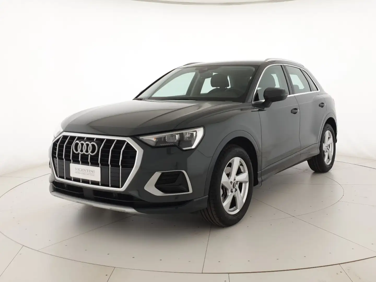 Audi Q3 35TDI 150CV S tronic Business Advanced Grigio - 1