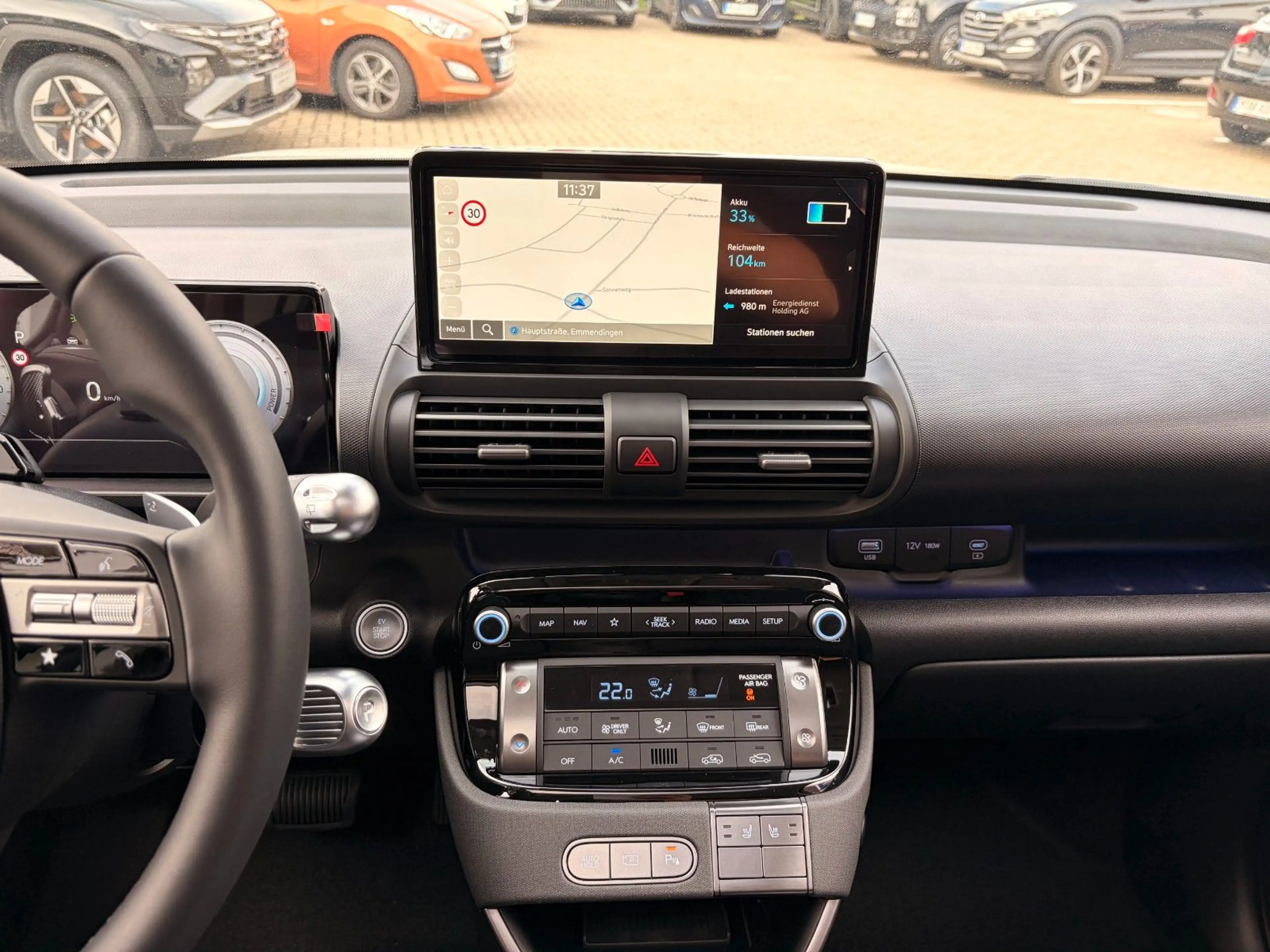 Hyundai Inster 49kWh Prime + V2L-Paket + Glasschiebedach — photo 13