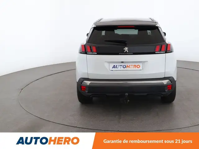 Peugeot 3008 view 5