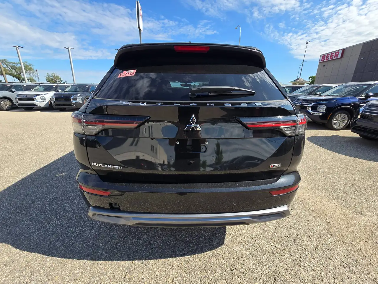 Mitsubishi Outlander снимка Mitsubishi Outlander