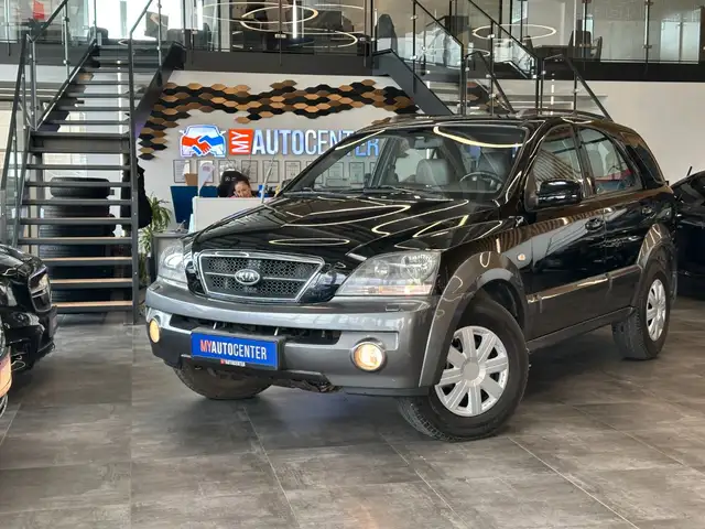 Kia Sorento main image