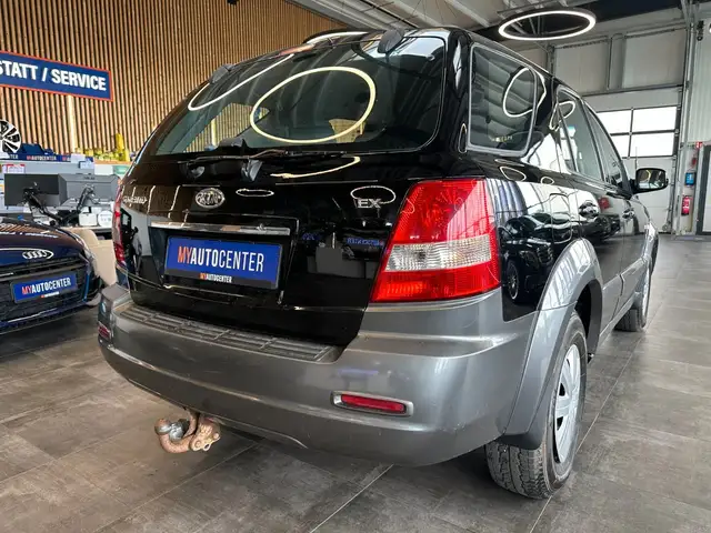 Kia Sorento view 2