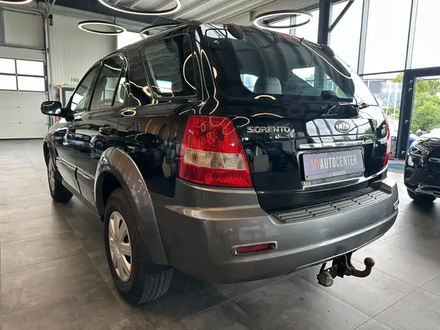 Kia Sorento view 5