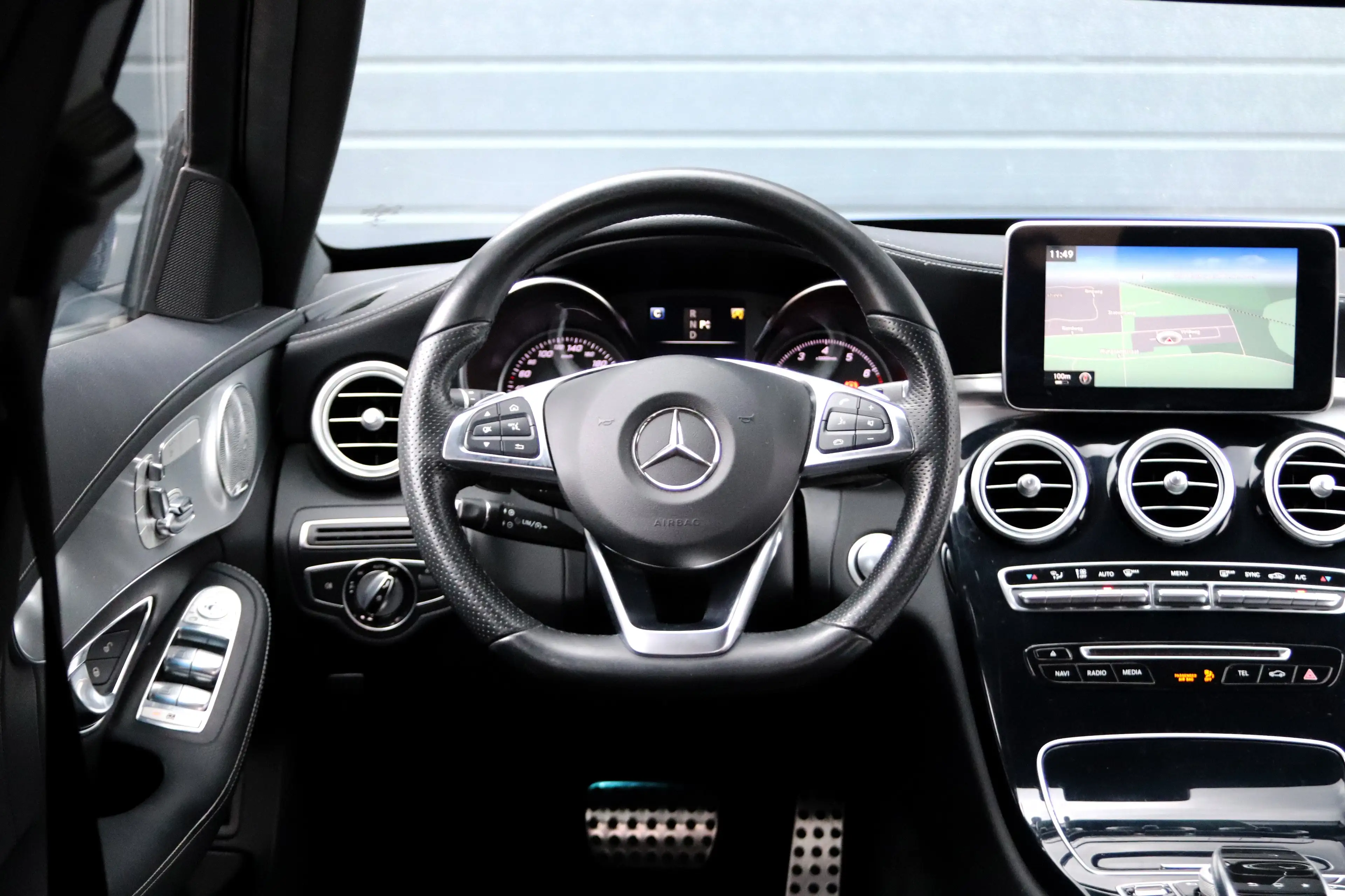 Mercedes-Benz C 250 C250 T W205 - AMG Line - Burmester - Historie! — photo 8