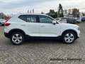 Volvo XC40 D3 Momentum +1.HAND+AHK+RFK+LED+APPLE CP+ Weiß - thumbnail 8
