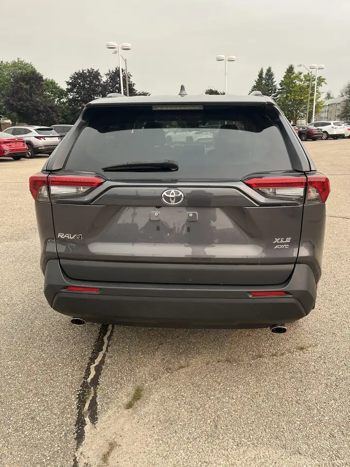 Toyota RAV 4 photo Toyota RAV 4