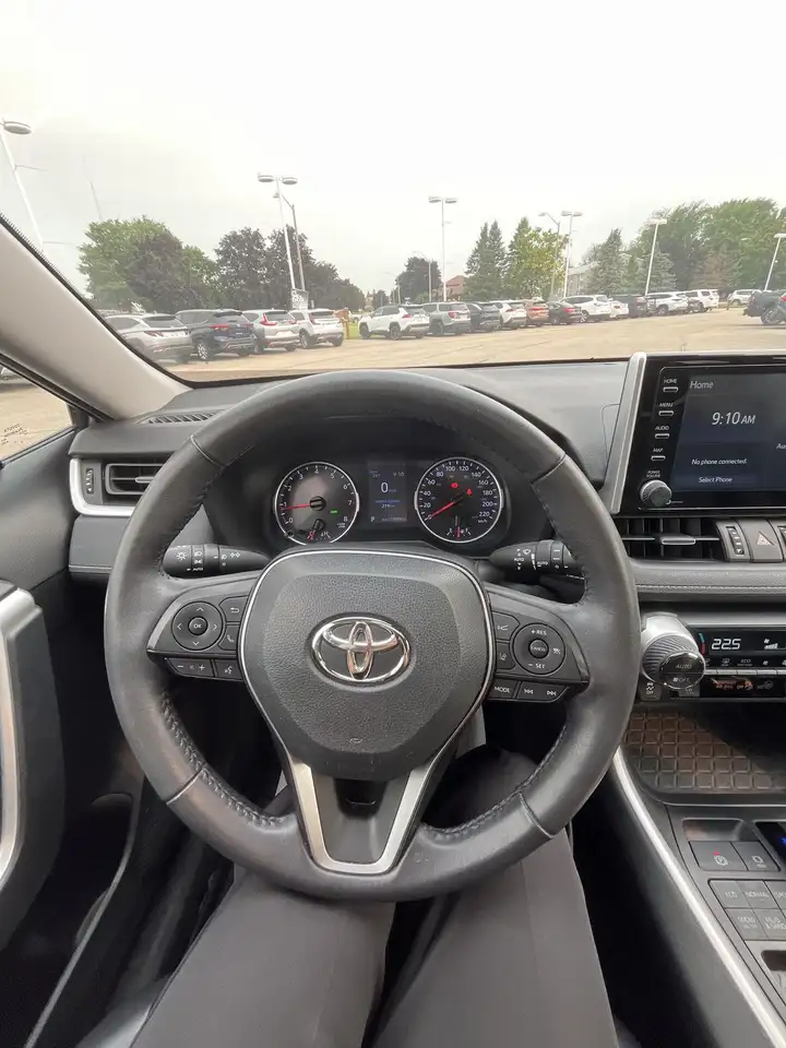 Toyota RAV 4 photo Toyota RAV 4