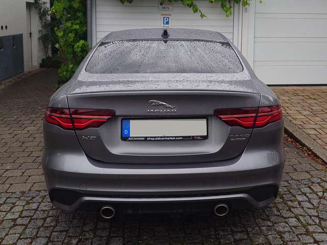 Jaguar XE XE P250 Aut. R-Dynamic SE