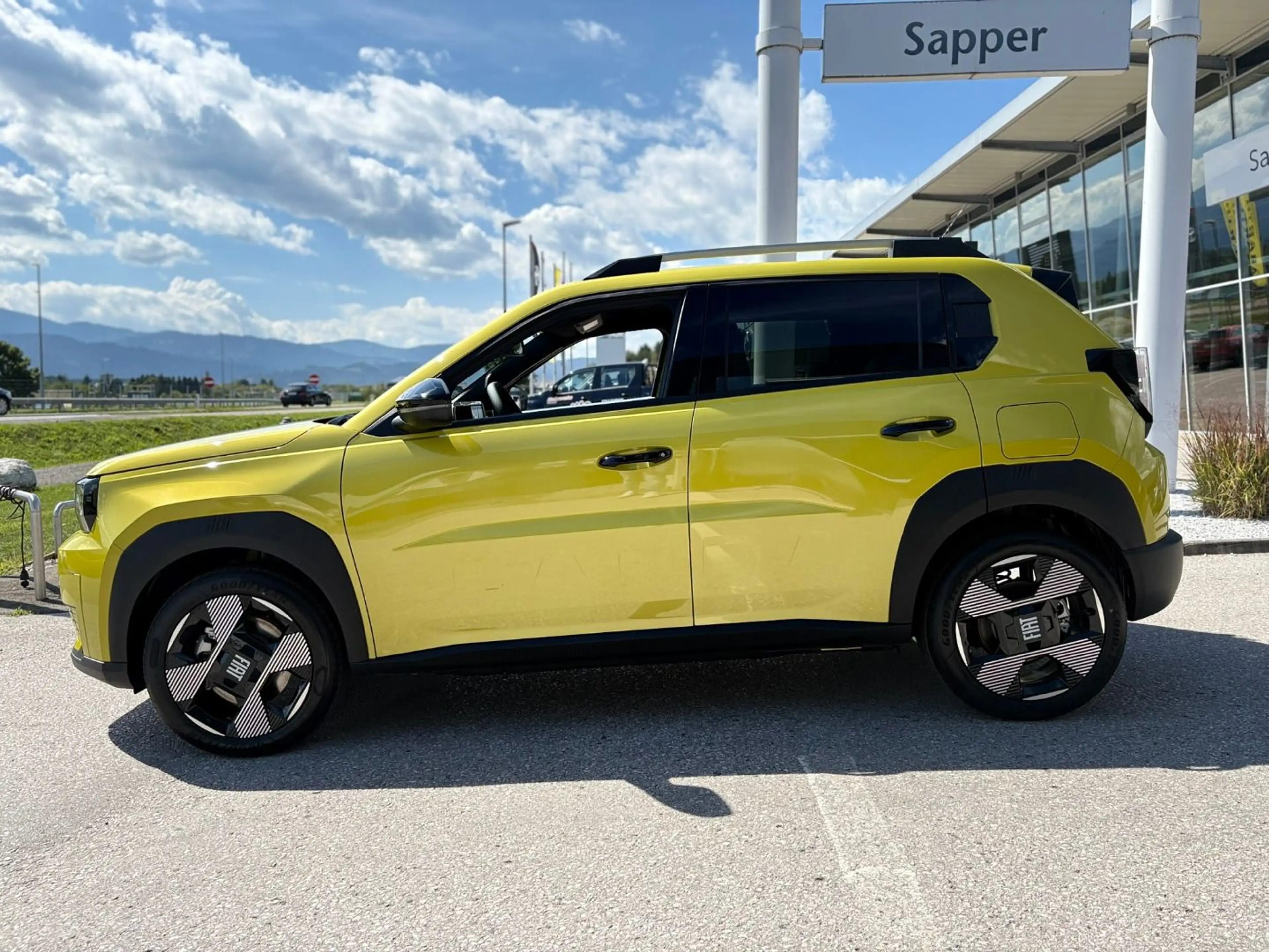 Fiat Grande Panda Elektro 44kWh La Prima — photo 8
