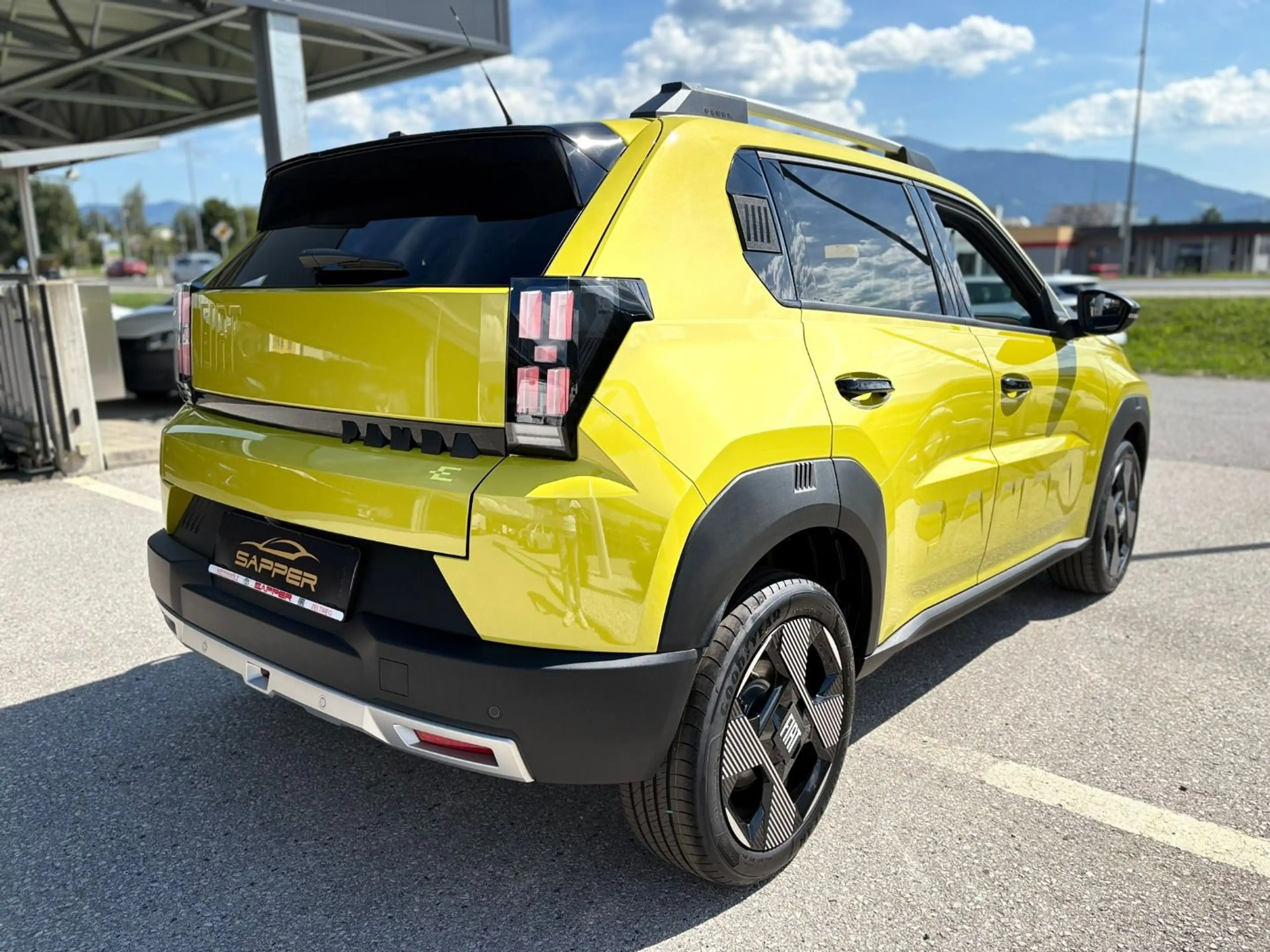 Fiat Grande Panda Elektro 44kWh La Prima — photo 6
