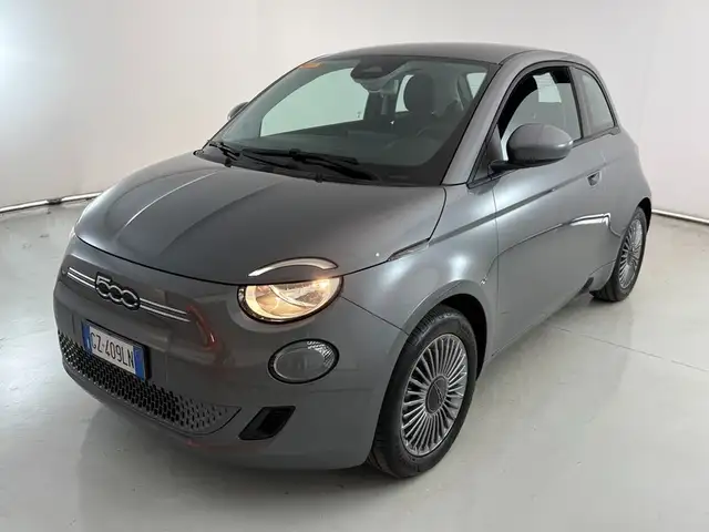 Fiat 500 42 kWh  Icon +
