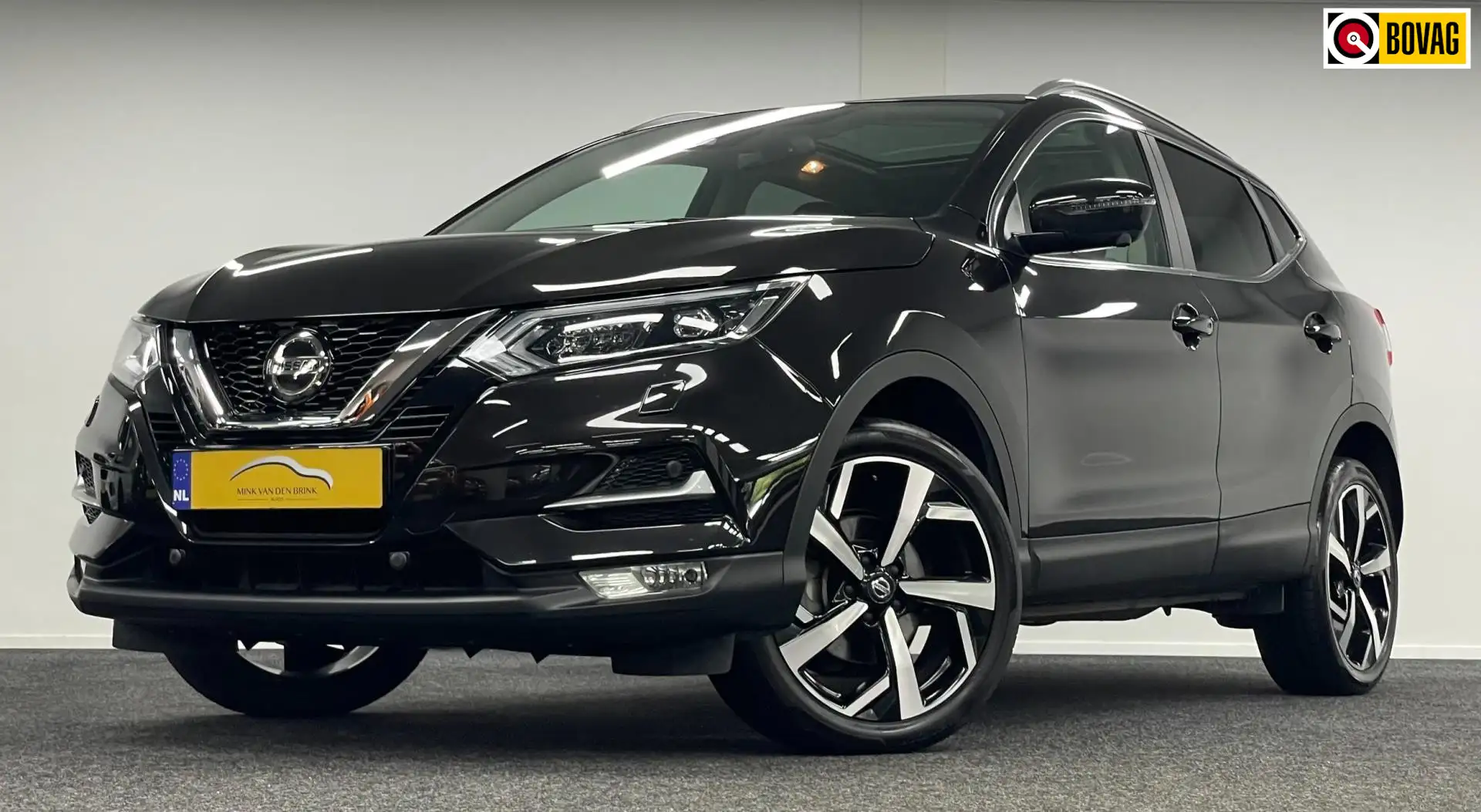 Nissan Qashqai 1.3 Tekna*Trekhaak*Panodak*Leder*360Camera*19''*Na Noir - 1