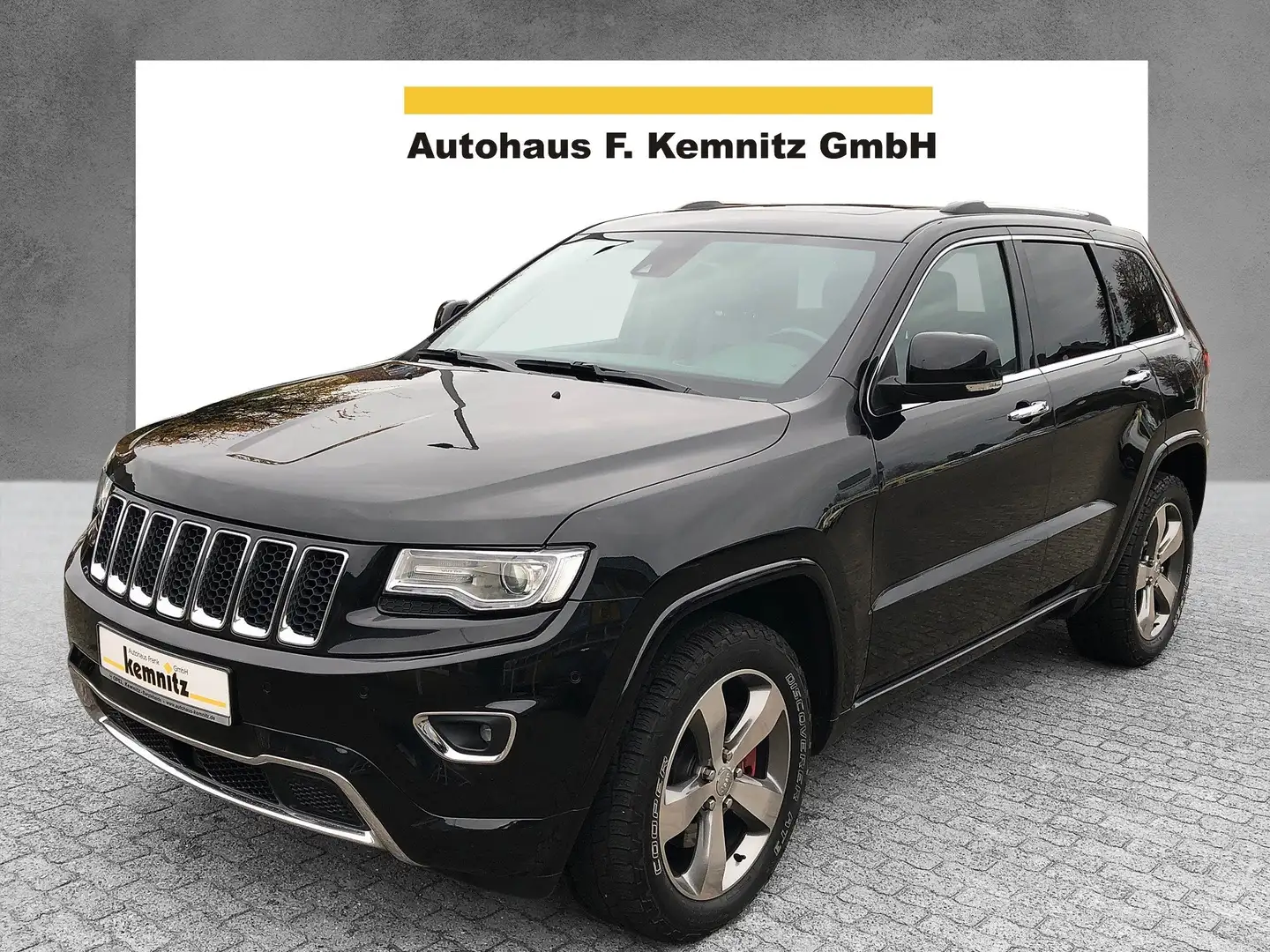 Jeep Grand Cherokee 3.0 CRD Overland / AHK / PANO / XENON Schwarz - 2