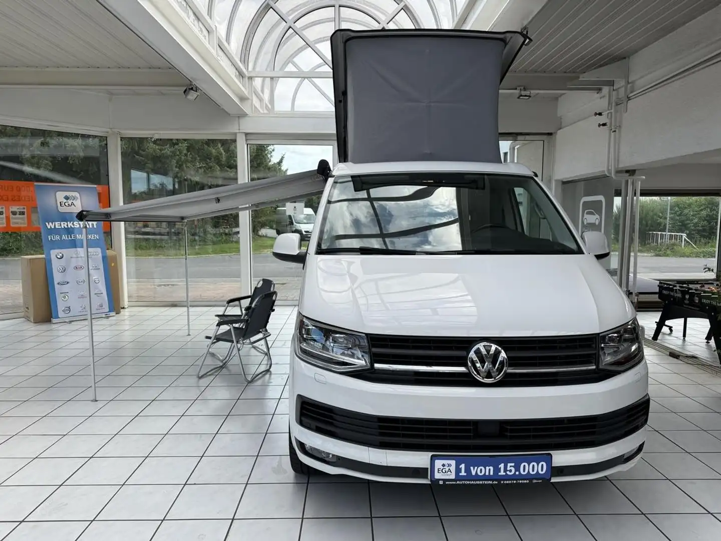 Volkswagen T6 California Weiß - 2