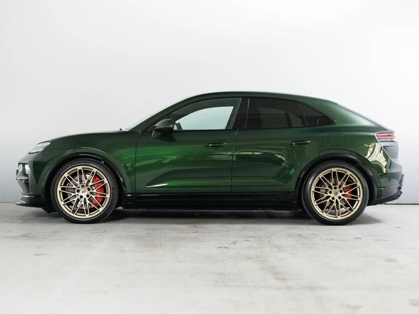 Porsche Macan Turbo Grün - 2