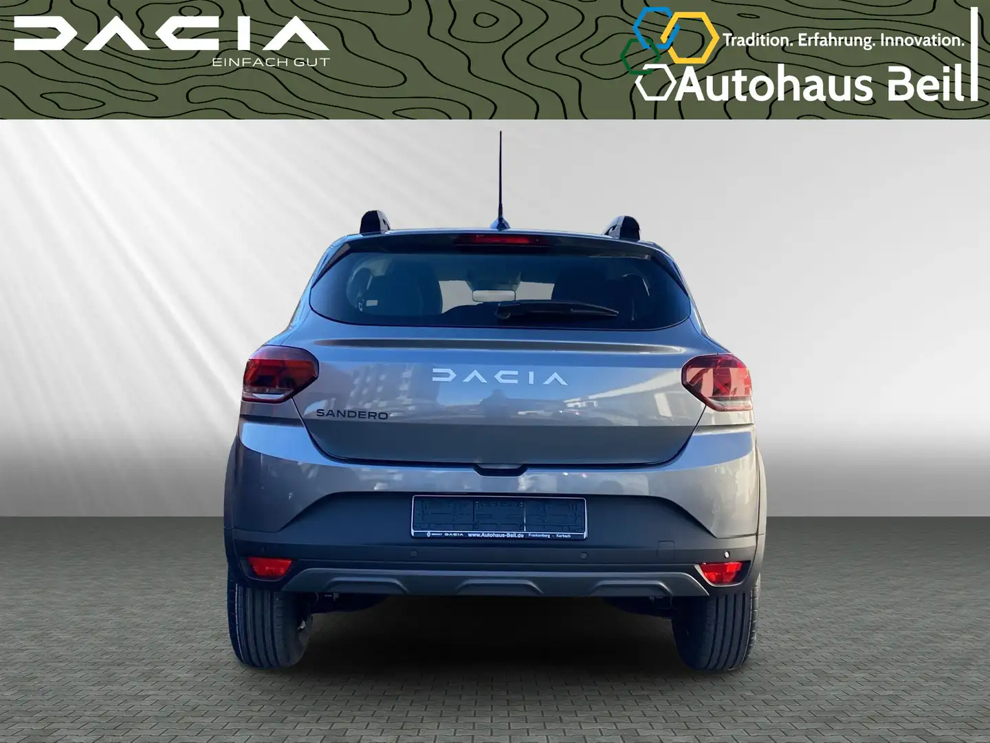 Dacia Sandero III Stepway Essential TCe 90 Gris - 2