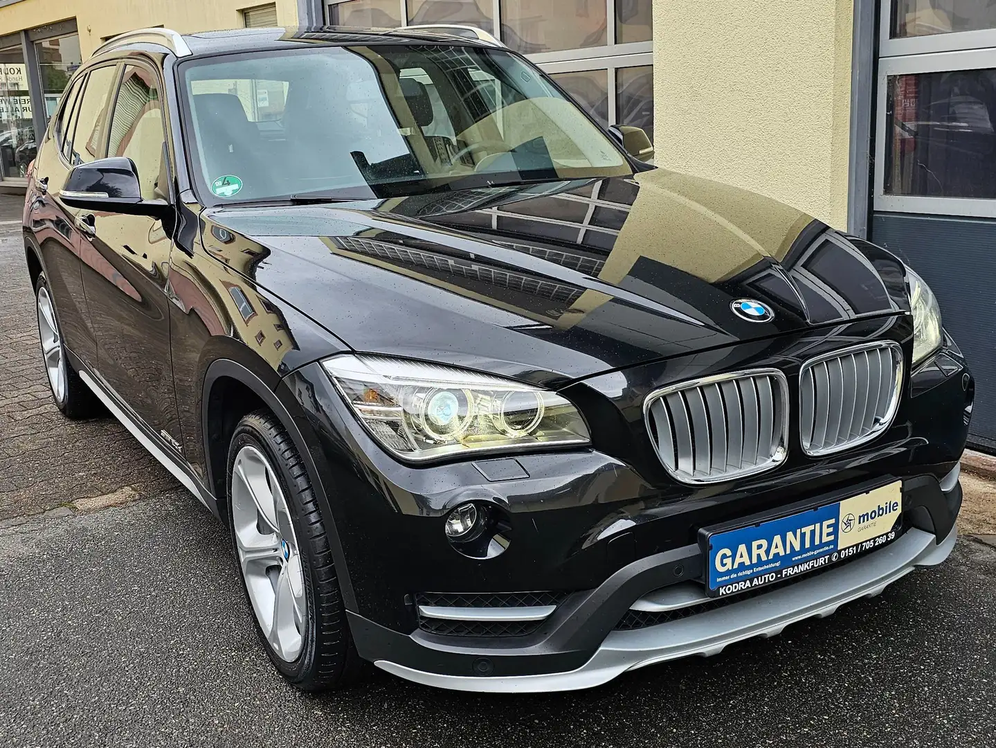BMW X1 20 d sDrive*Pano*Leder* Auto*Garantie Noir - 1