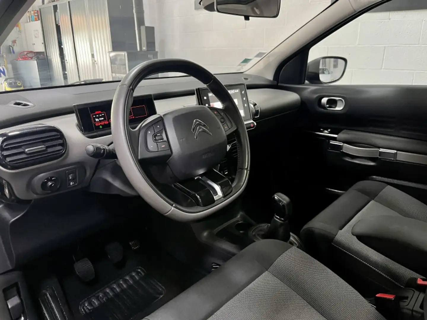 Citroen C4 Cactus Shine Pack - Faible kilométrage - Toit panoramique Noir - 2
