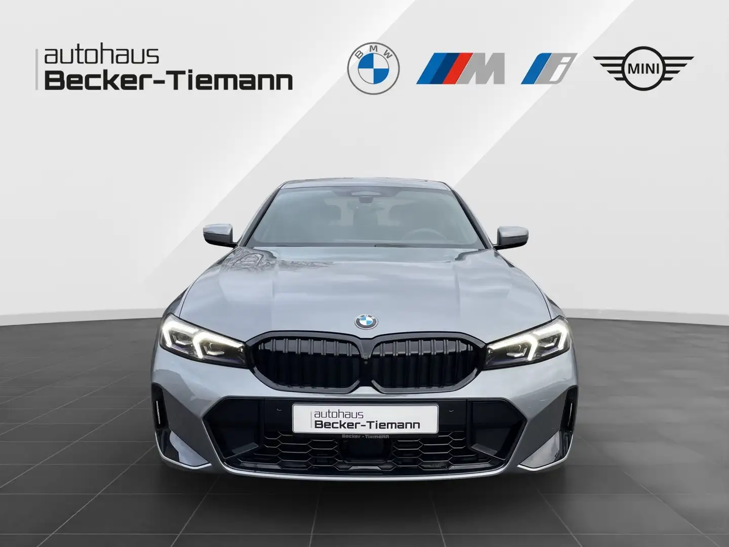 BMW 330 d  UPE 86.200,- € #exclusive Grijs - 2