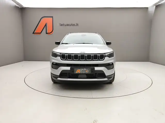 Jeep Compass view 2