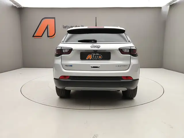 Jeep Compass view 6