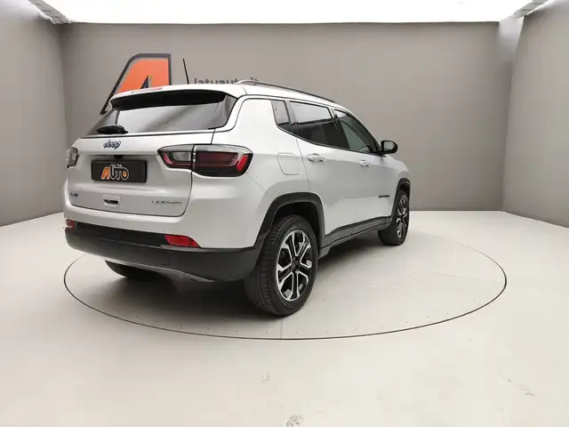 Jeep Compass view 7