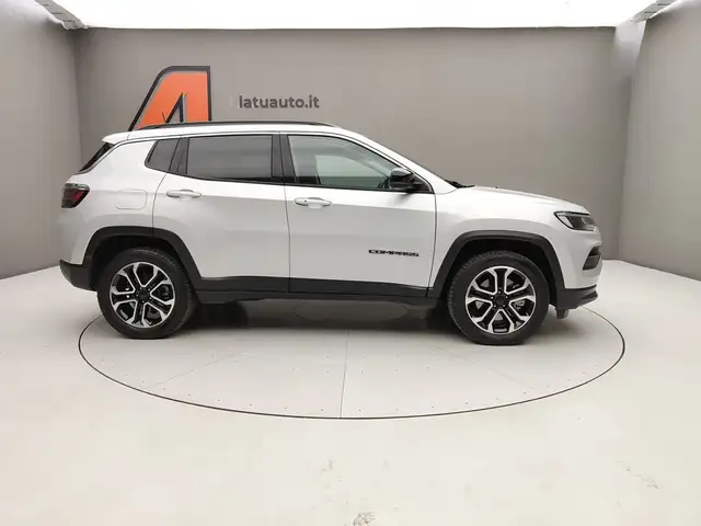 Jeep Compass view 8