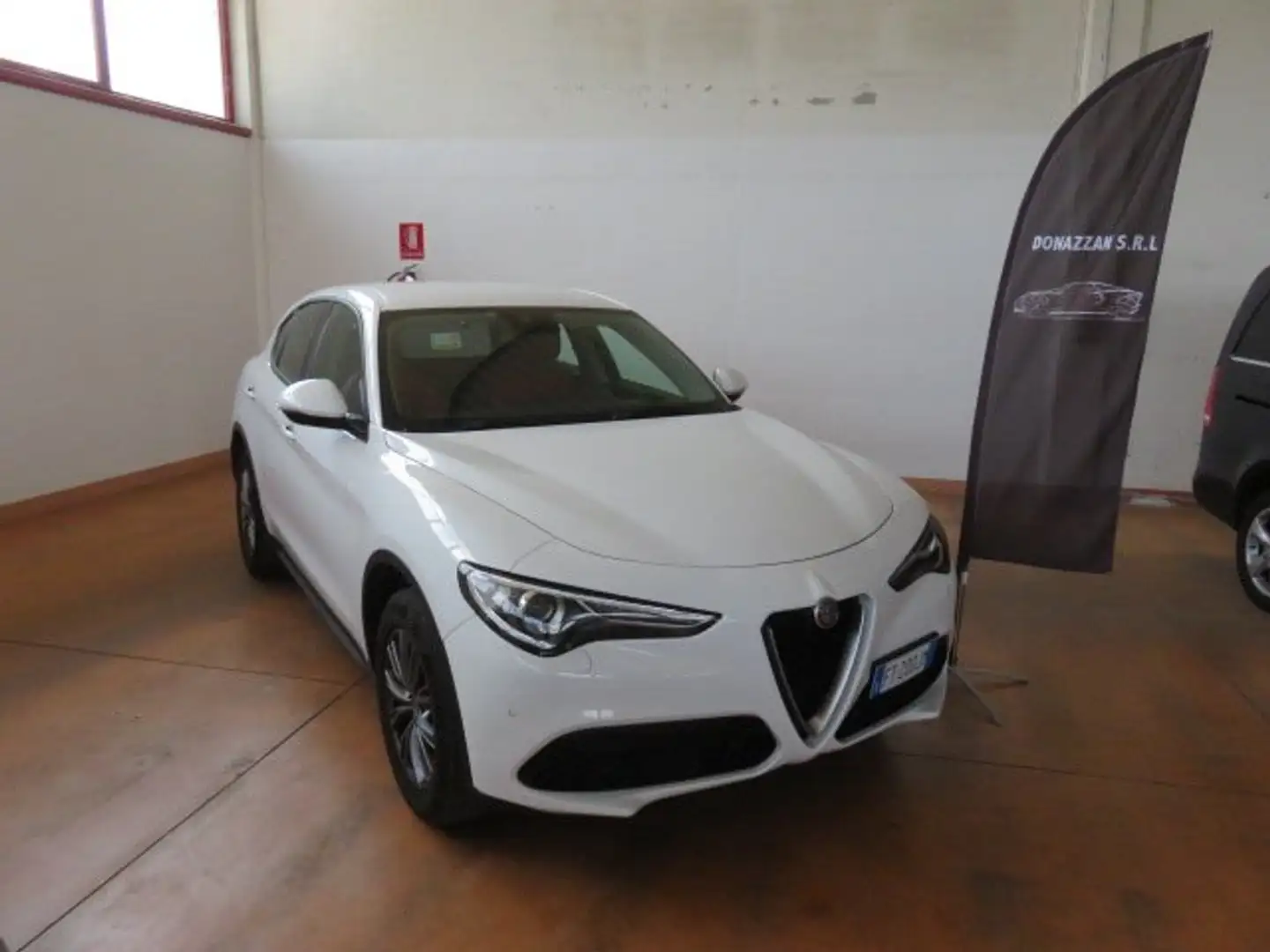 Alfa Romeo Stelvio Stelvio 2.2 t Executive Q4 210cv auto my19 Bianco - 1