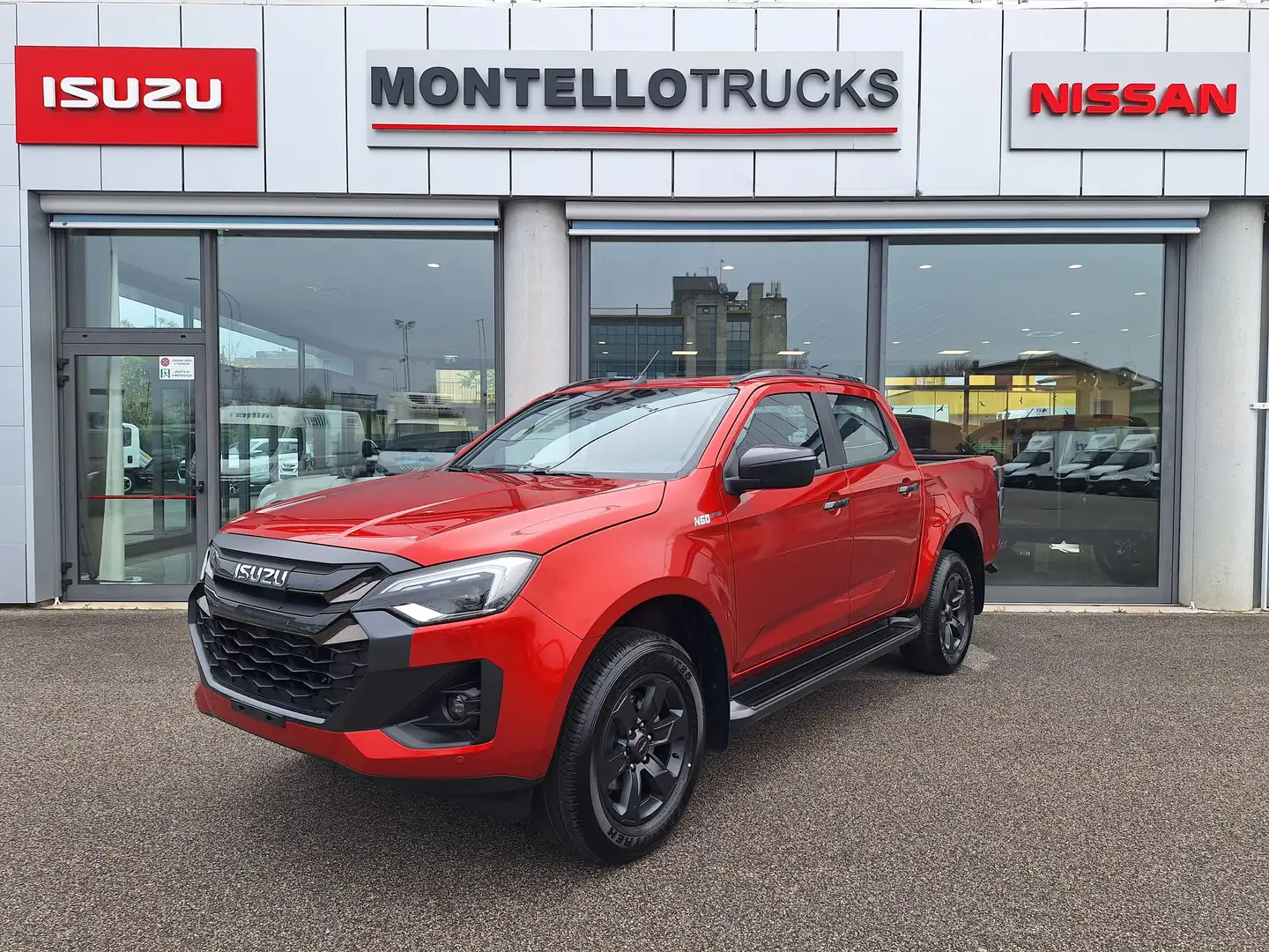 Isuzu D-Max 1.9 164cv Crew Nitro Sport 4x4 A/T PROMO GIUGNO Oranje - 1