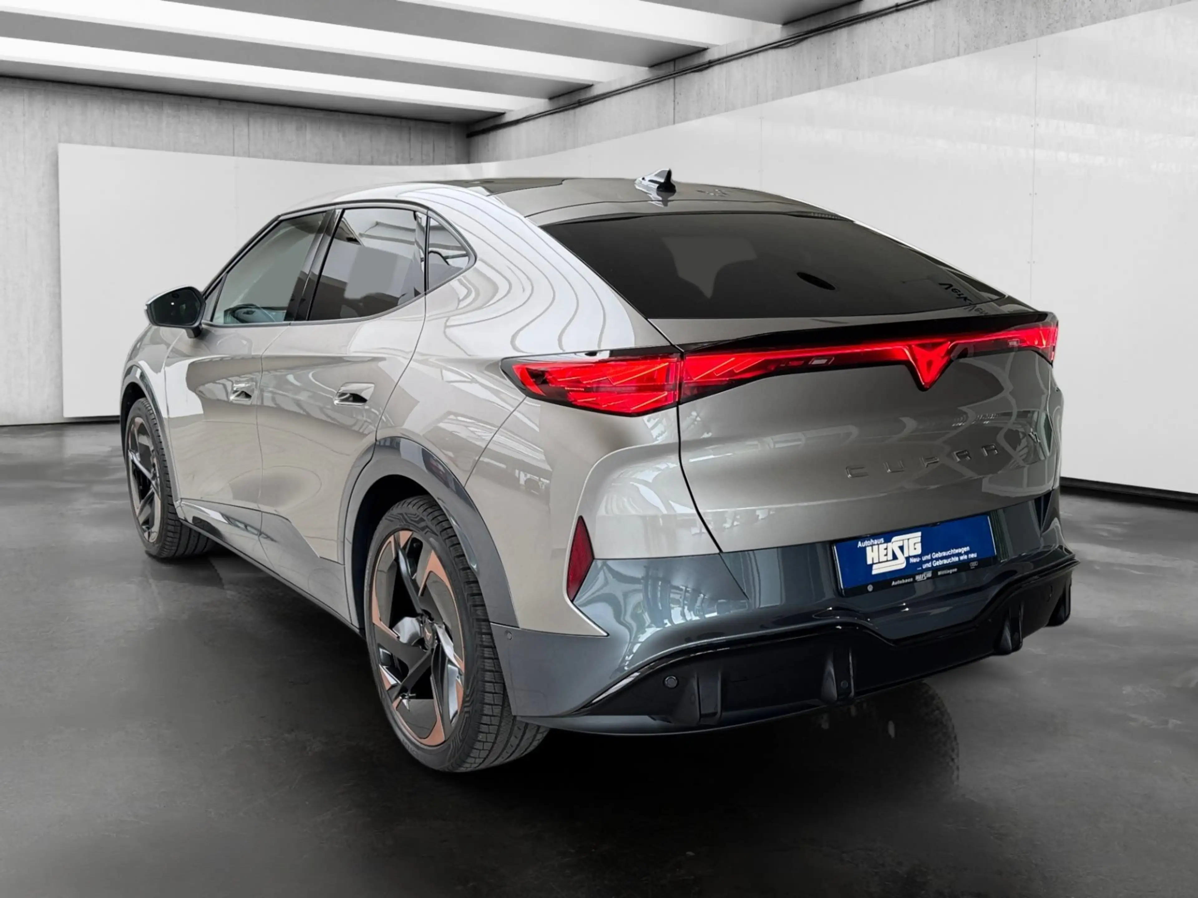 CUPRA Tavascan VZ 4Drive NAVI/SHZ/KAMERA/MATRIX — photo 3