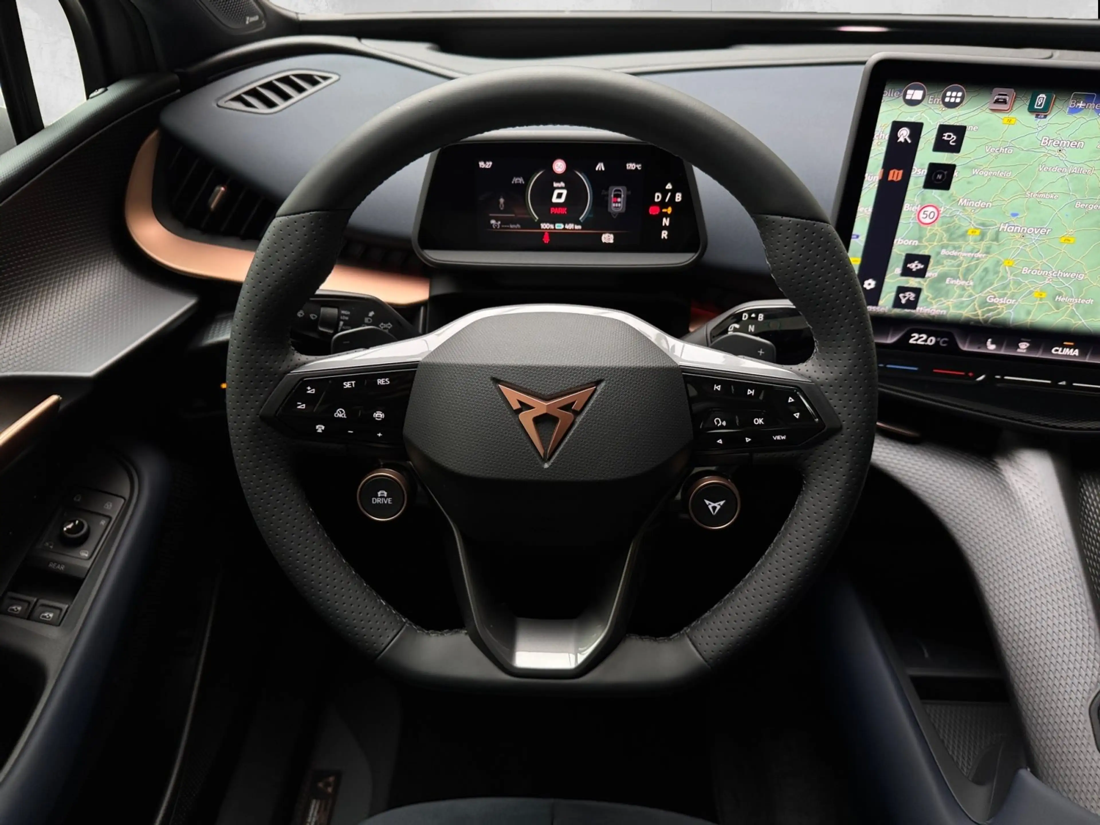 CUPRA Tavascan VZ 4Drive NAVI/SHZ/KAMERA/MATRIX — photo 13