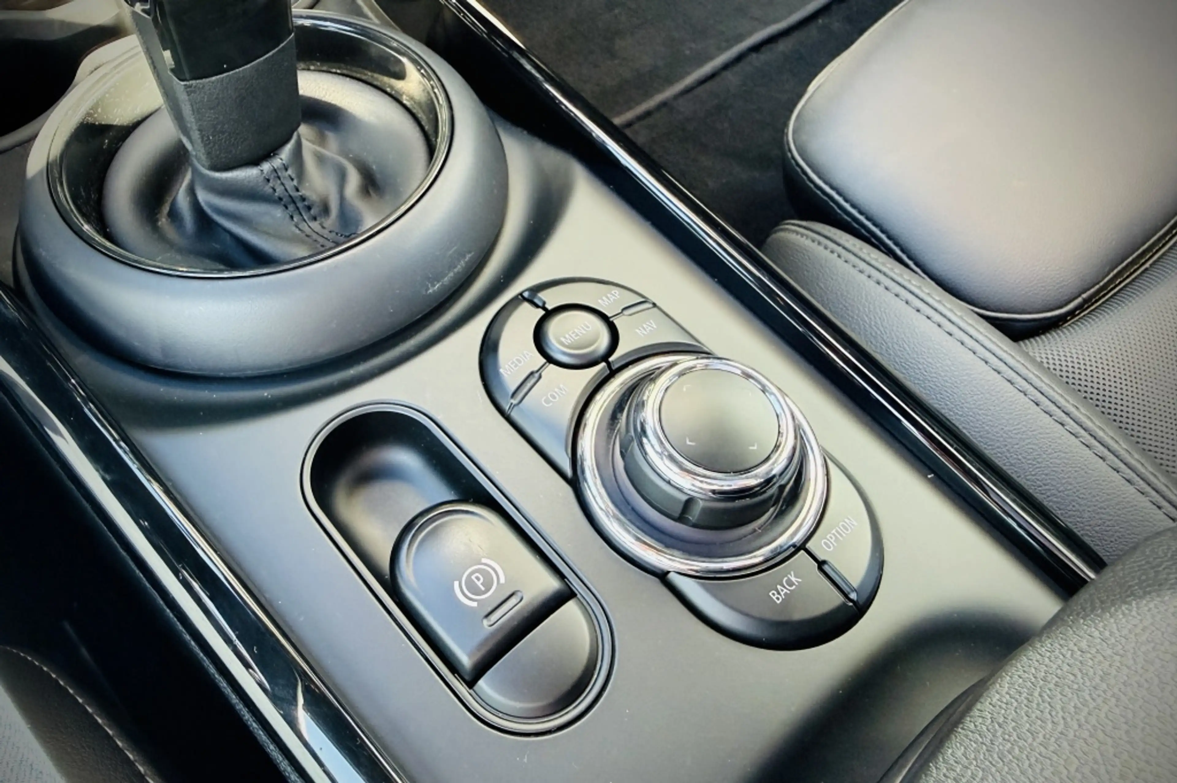 MINI Cooper Clubman 1.5 Richmond Park | PANO | H&K | CAMERA | STOELVER — photo 26