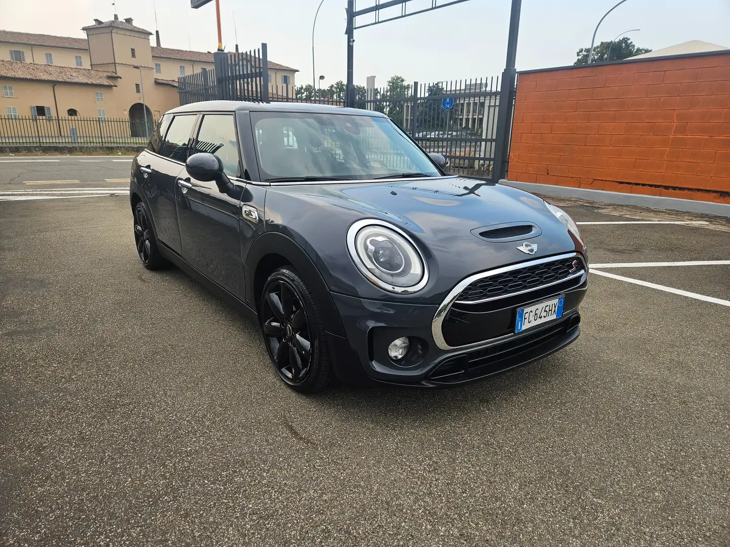 MINI Cooper SD Clubman Mini IV F54 2016 Clubman2.0 Hype Сірий - 1
