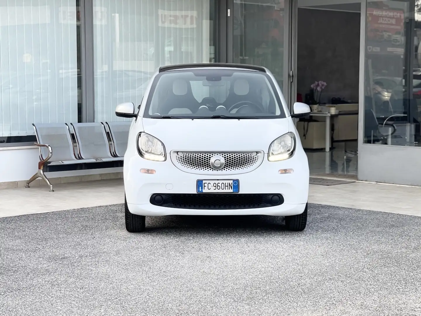 smart forTwo 1.0 Benzina 71CV E6 Neo Automatica - 2016 Weiß - 2