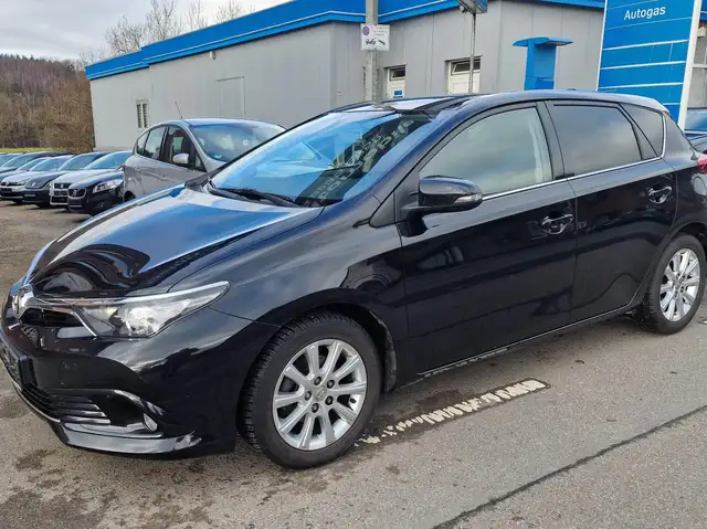 Toyota Auris Auris 1.2 Turbo Design Edition