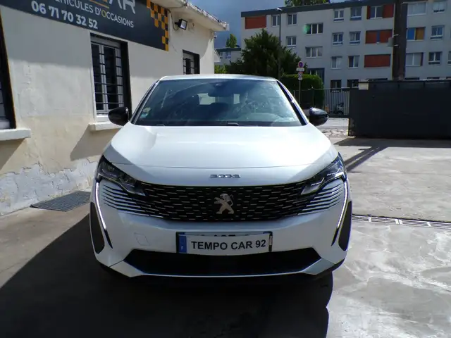 Peugeot 3008 view 6