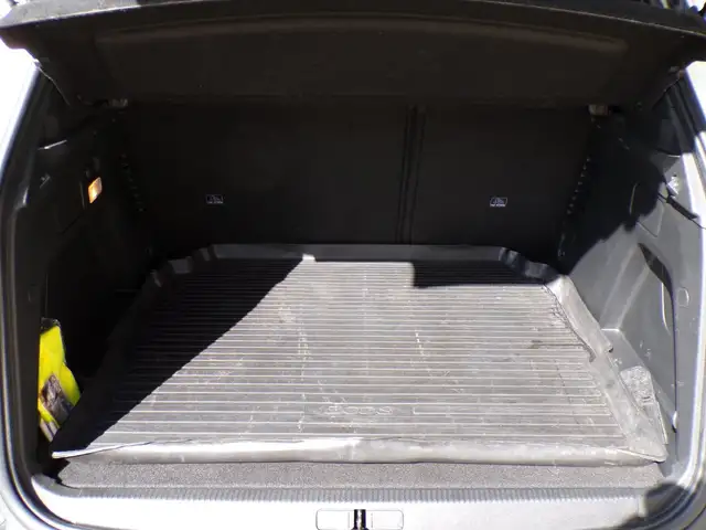 Peugeot 3008 view 7