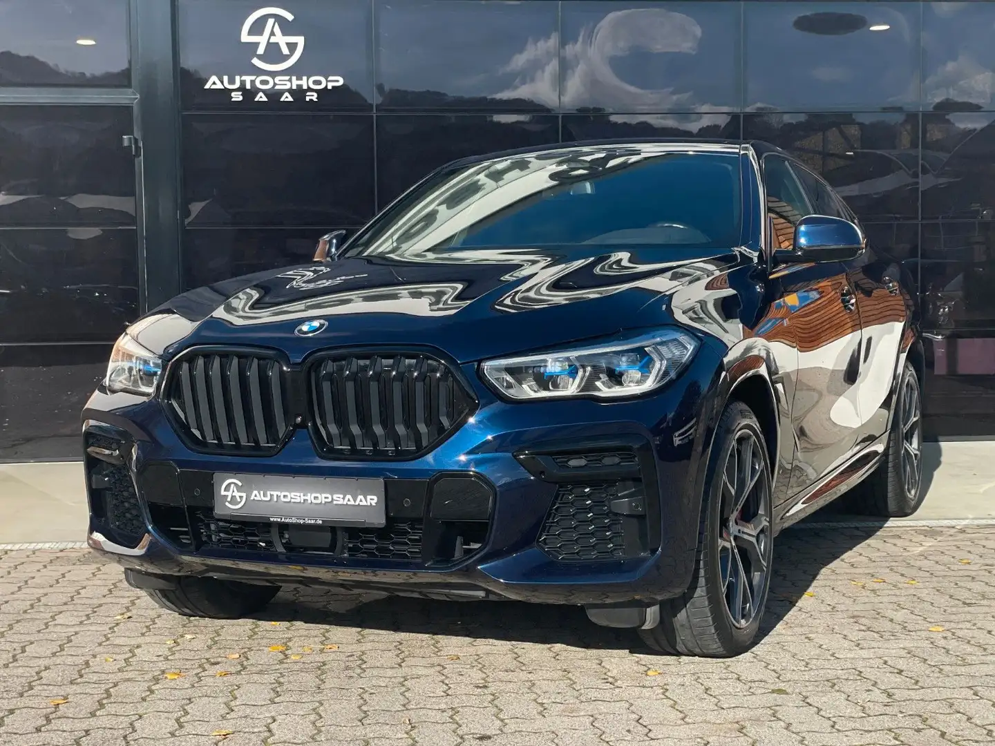 BMW X6 xDrive 40 i M Sport 21 Z/PANO/HUD Blau - 1