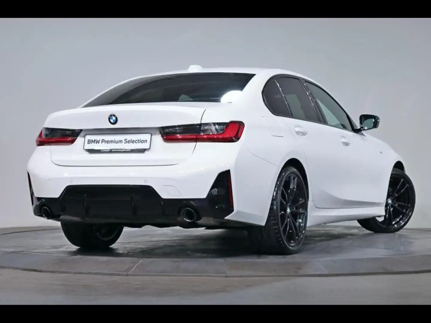 BMW 318 i Berline Kit M Sport Bianco - 2