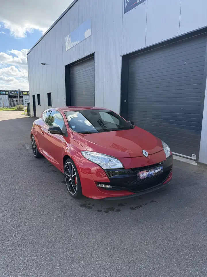 Renault Megane Coupé — photo 18