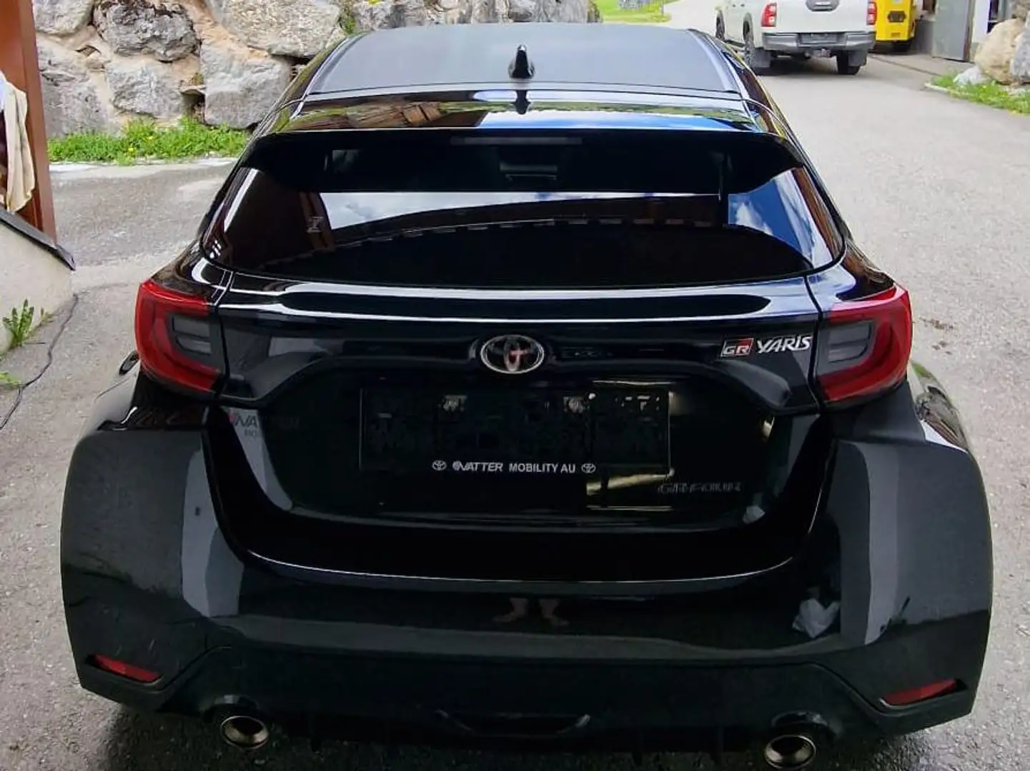 Toyota Yaris Yaris 1,6 Turbo GR High Performance Schwarz - 2
