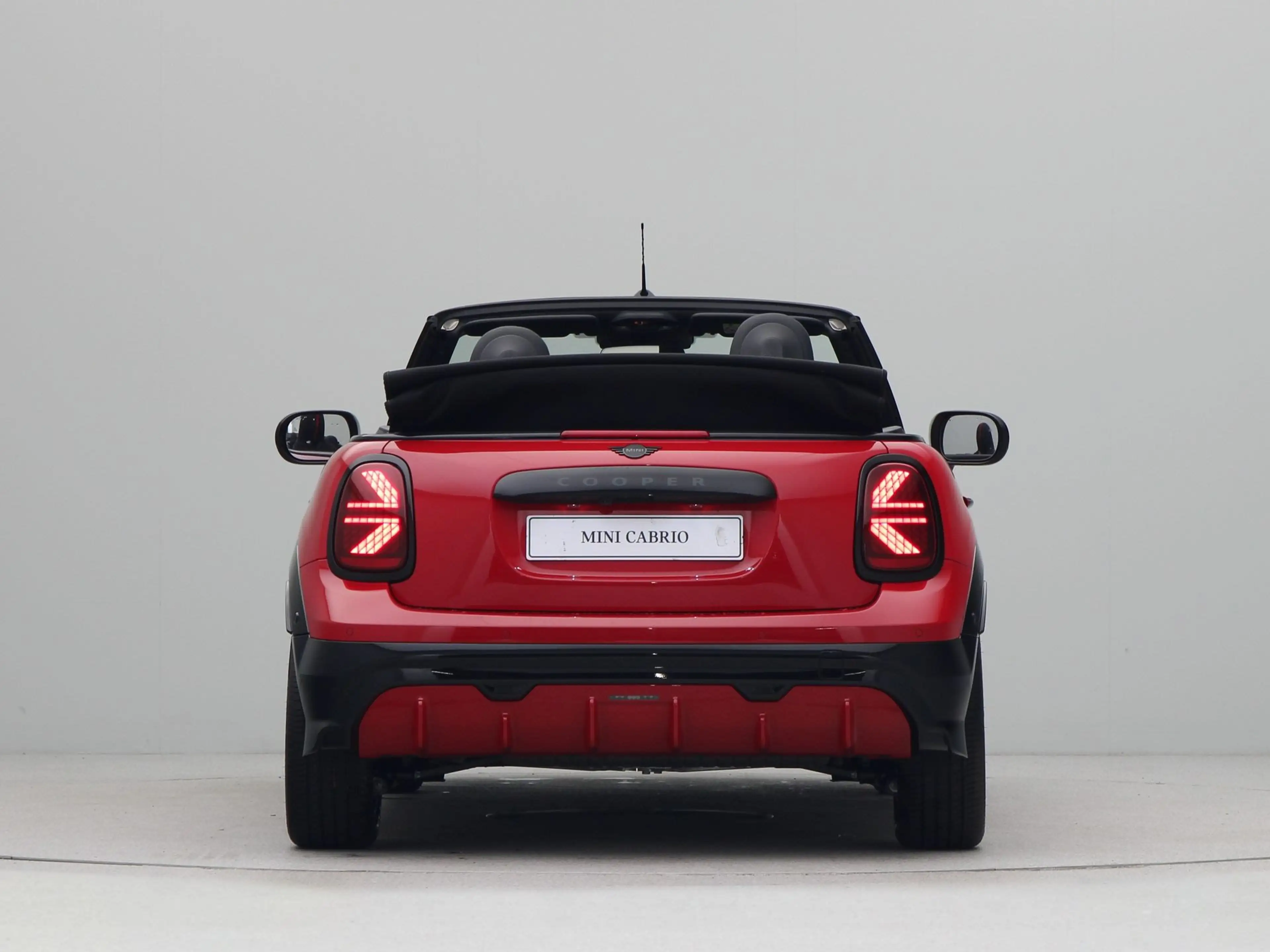 MINI Cooper C Cabrio John Cooper Works Pakket M PRIVATE LEASE EUR 586,- — photo 15
