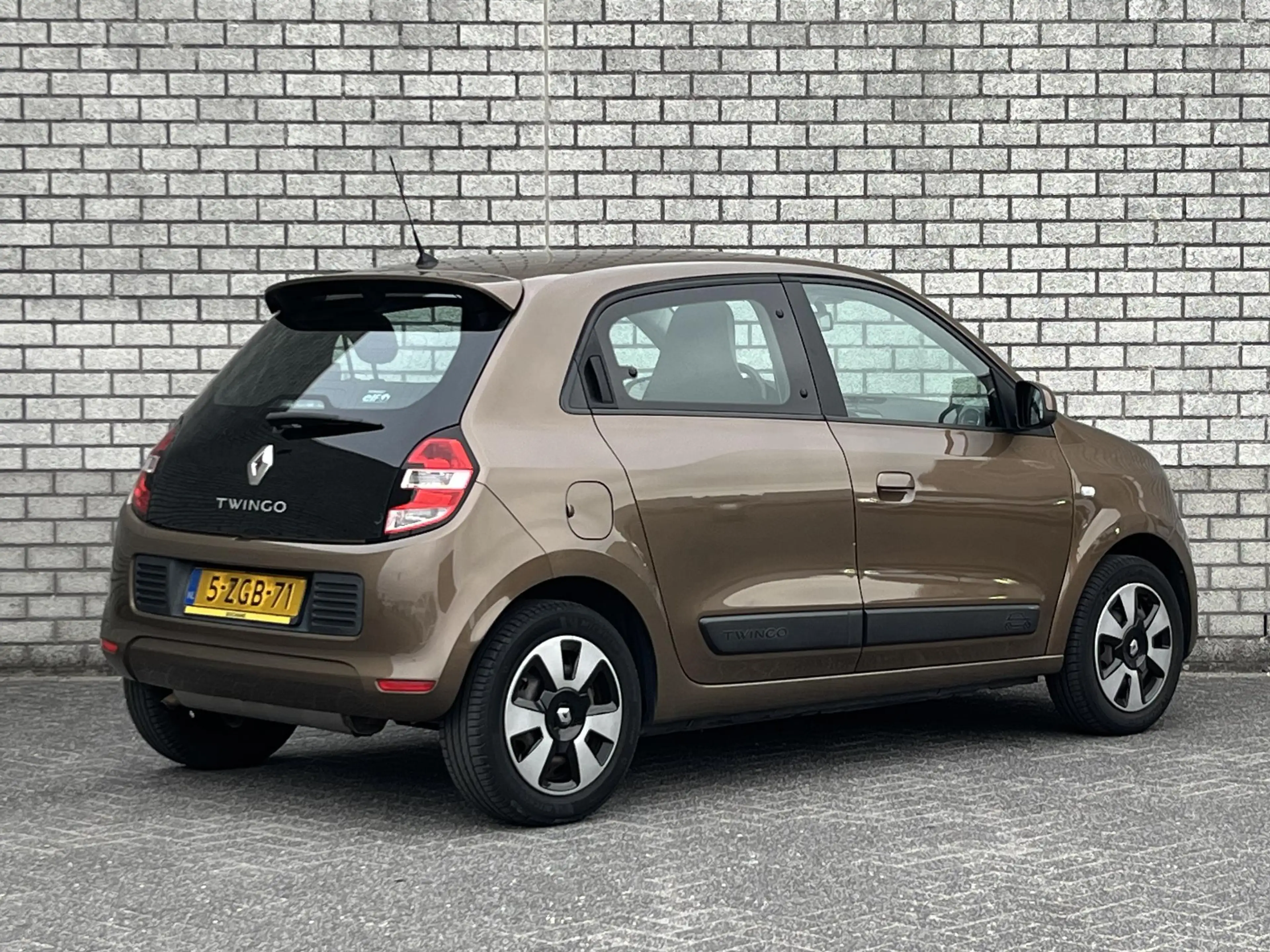 Renault Twingo 1.0 SCe Expression | Volledig Dealer Onderhouden | — photo 2