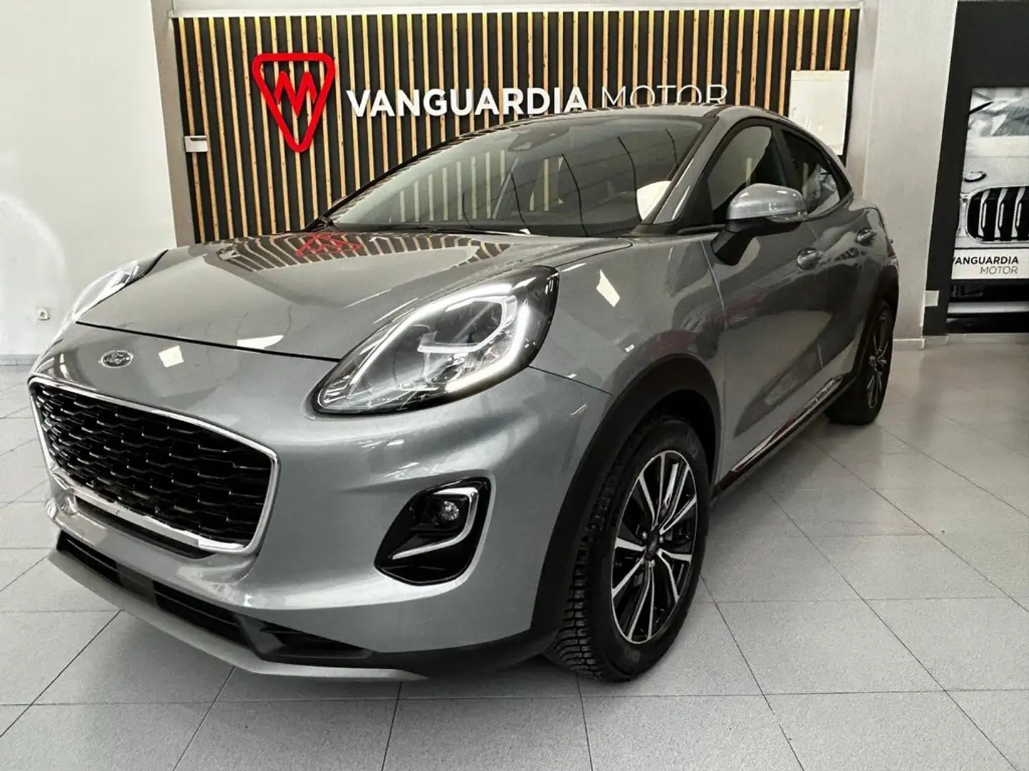 Ford Puma 1.0 EcoBoost 125cv Titanium MHEV Gris - 2