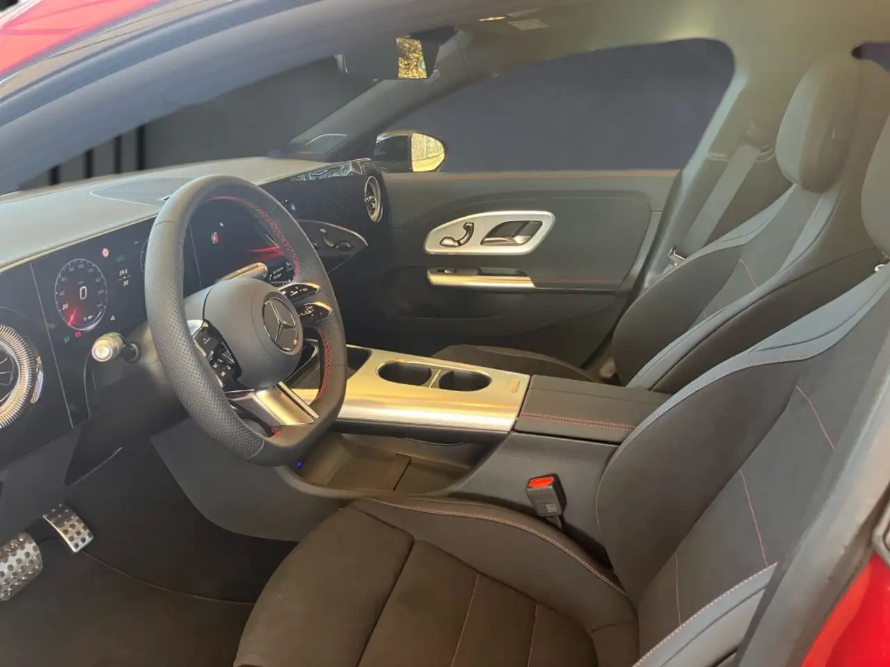 Mercedes-Benz CLA 250 + mit EQ Technologie AMG+MBUX+Memory+PANO 7