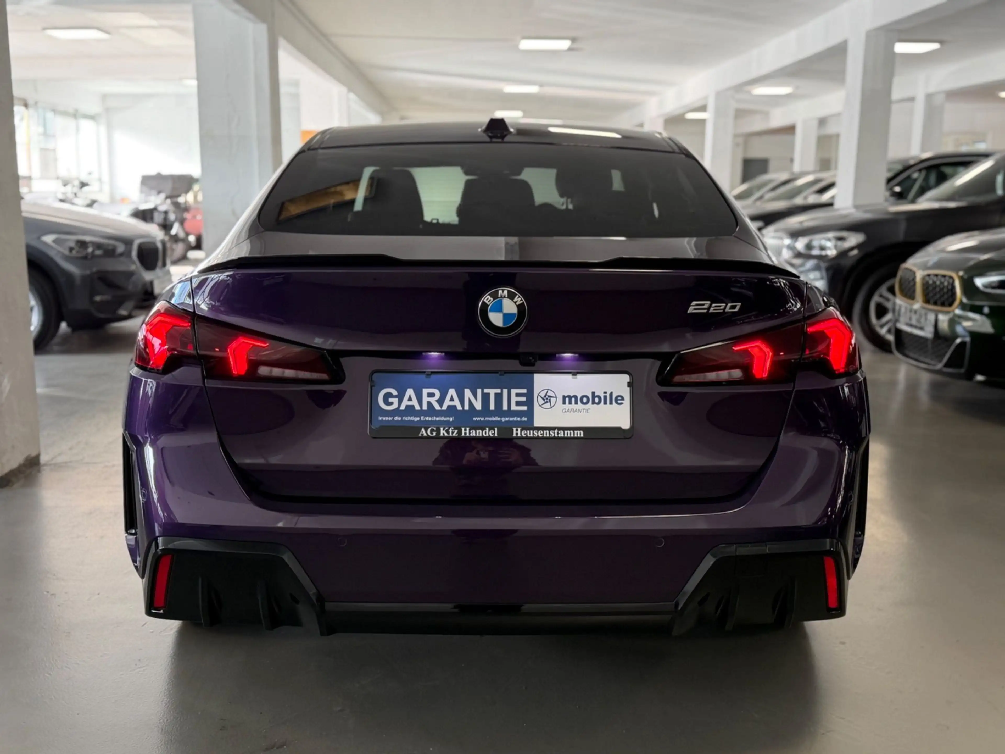 BMW 220 i M Sport 360°CAM/AHK/SPUR/ICONIG/MASSAGE — photo 11
