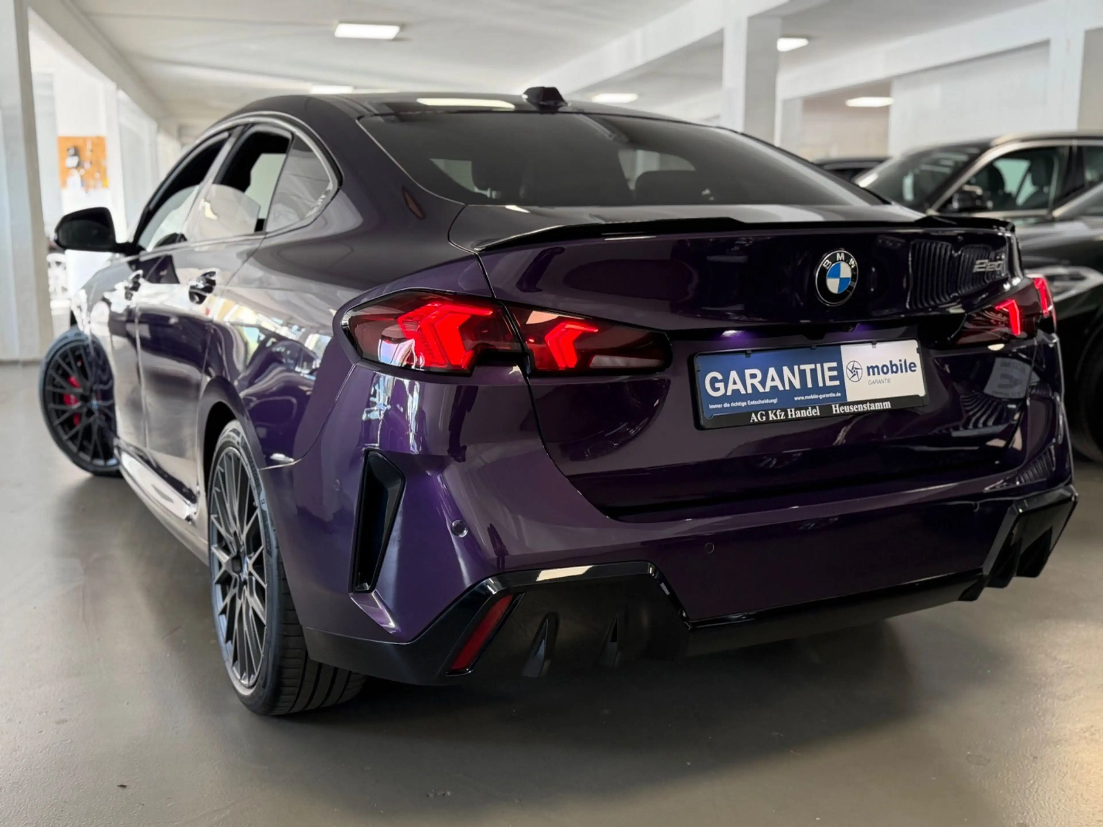 BMW 220 i M Sport 360°CAM/AHK/SPUR/ICONIG/MASSAGE — photo 10