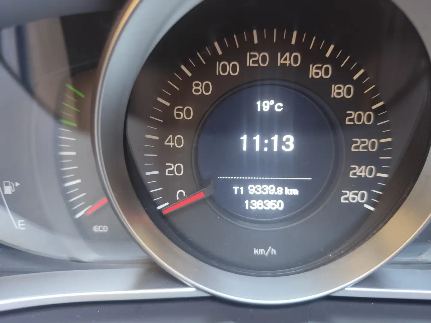 Volvo V40 V40+II+2012+1.6+d2+Kinetic Grigio - 1