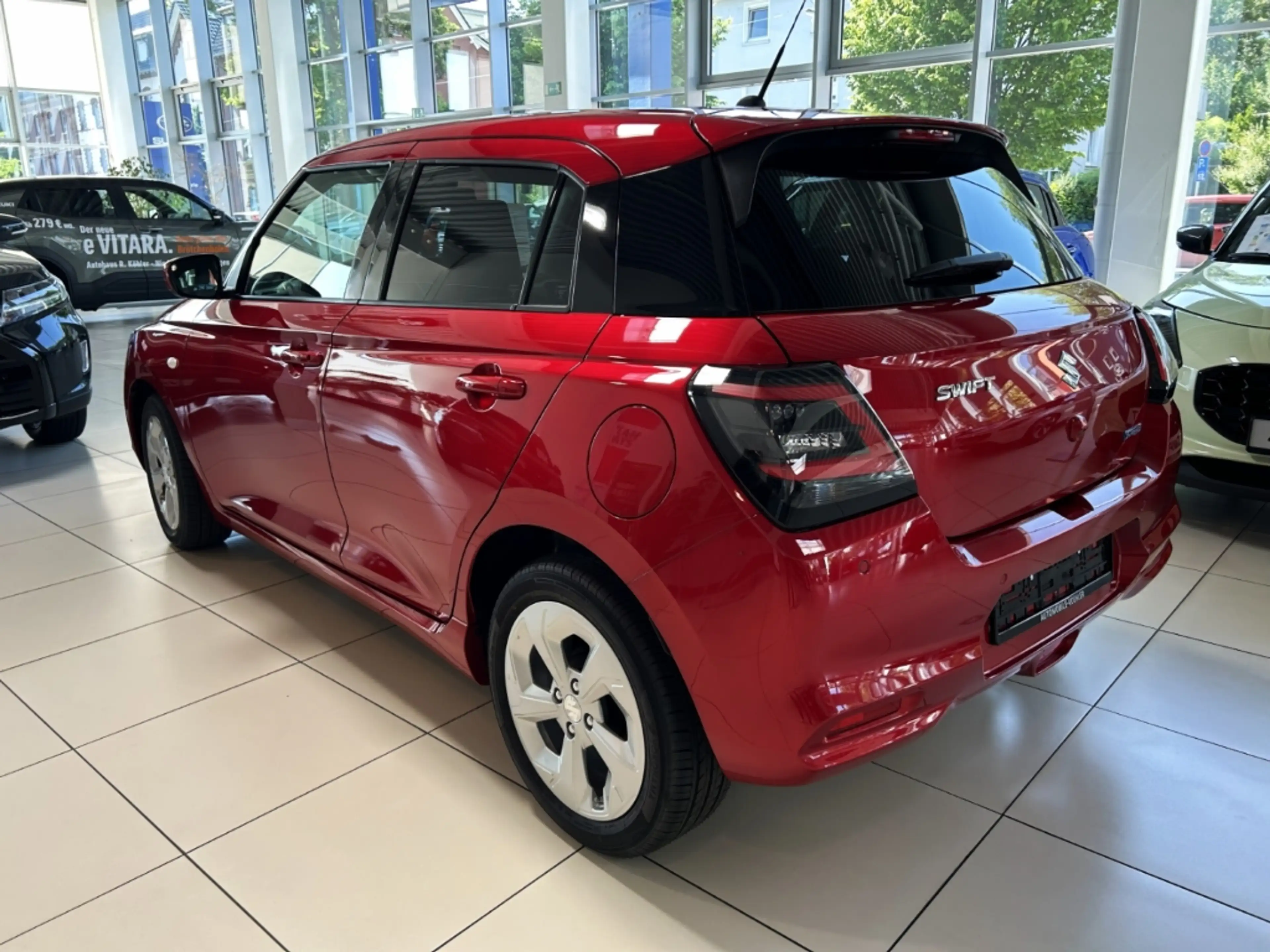 Suzuki Swift Comfort Hybrid Navi LED ACC Apple CarPlay Android — photo 5