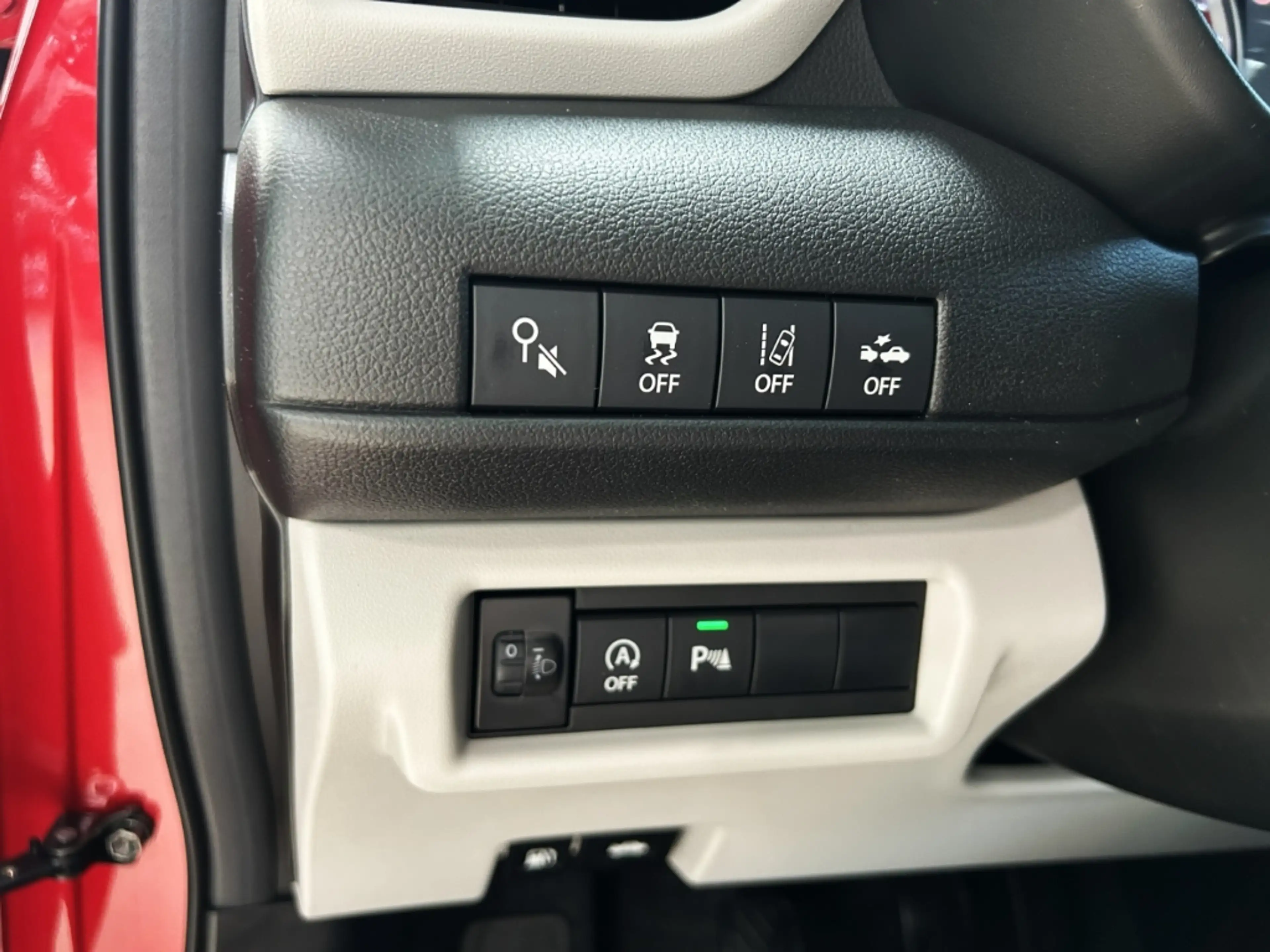 Suzuki Swift Comfort Hybrid Navi LED ACC Apple CarPlay Android — photo 15